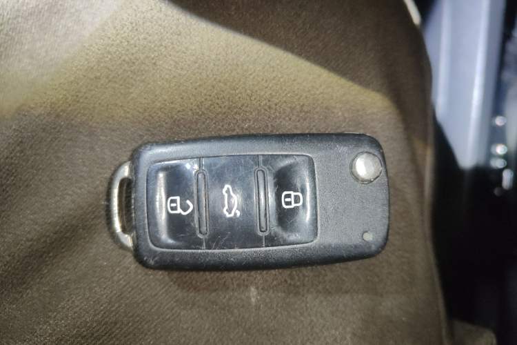 Used Volkswagen Sagitar 2012 1.4TSI Automatic Luxury Edition