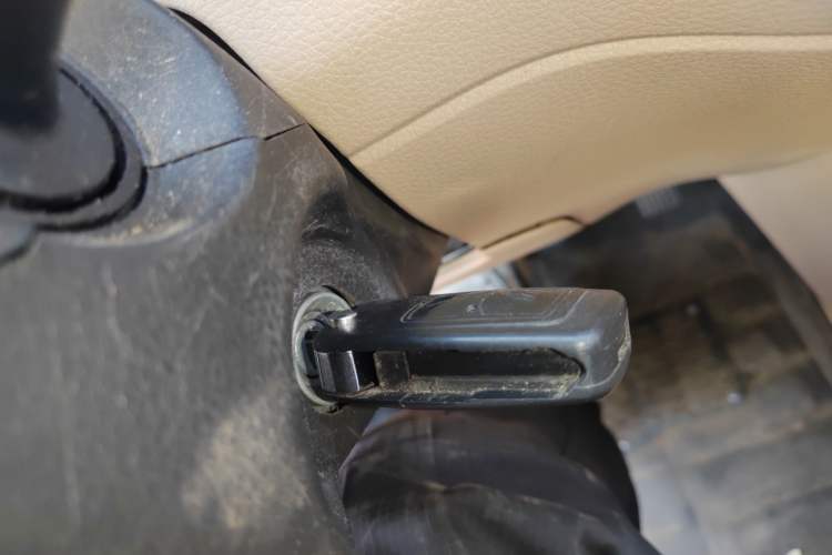 Used CHANGAN KUAYUE Xing V5 
