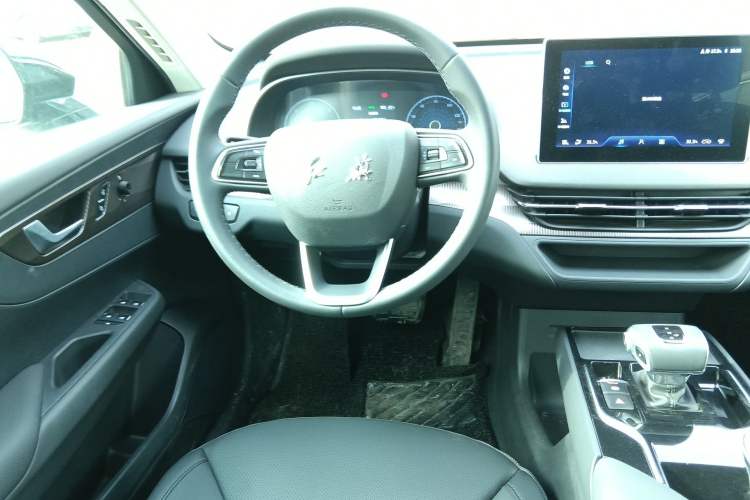 Used Hongqi E-QM5 2024 450km Range Commuter Version Steering Wheel