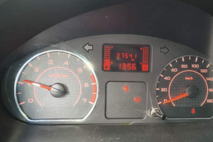 Used Wuling Hongguang V 2021 1.5L Jingqu Version LAR
