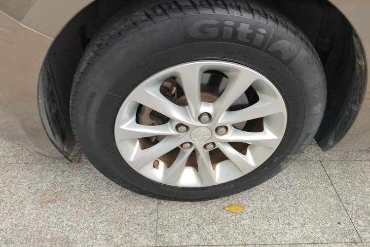 Used Buick GT 2019 15T Dual-Clutch Advanced Version China VI Standard
