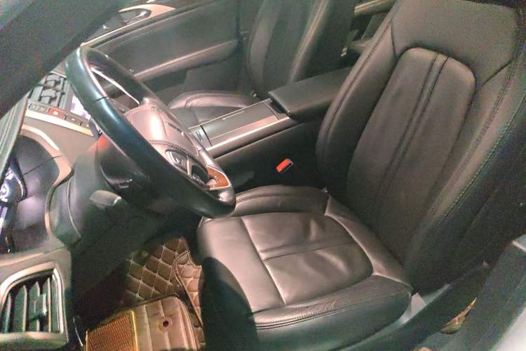 Used Lincoln MKZ 2017 2.0T Luxury Edition Left Front Seat