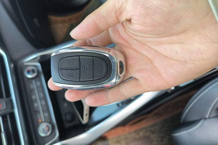 Used SAIC MAXUS G50 2020 1.5T Automatic Luxury Edition Interior 1