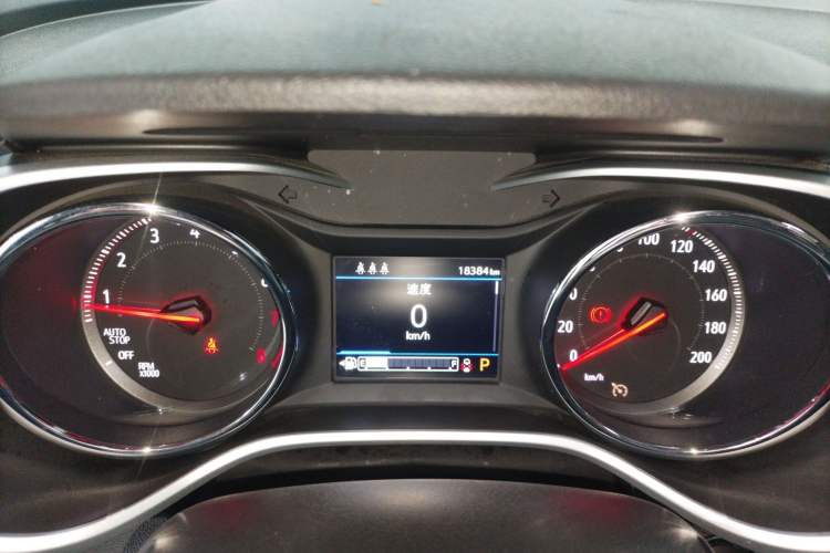 Used Chevrolet Trax 2019 Redline 335T CVT Top-Tier Model China VI Standard