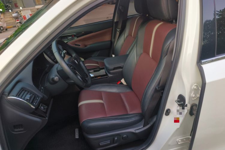 Used Toyota Crown 2017 2.0T Sport Edition Left Front Seat