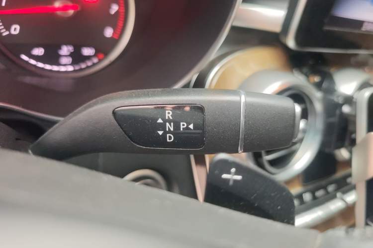 Used Mercedes-Benz GLC Coupe 2017 GLC 260 4MATIC Coupe SUV
