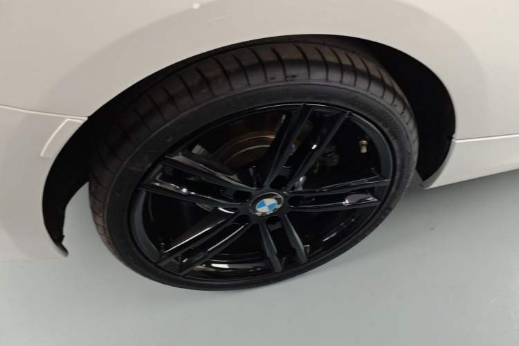 Used BMW 2 Series 2019 225i Convertible Coupe Luxury Edition M Sport Package
