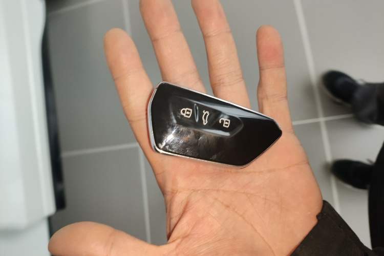 Used Volkswagen Tavendor 2024 380TSI All-Wheel Drive R-Line Cruise Edition