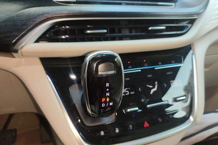 Used Buick GL8 2022 Avenir Aivia Six-Seat Deluxe Edition