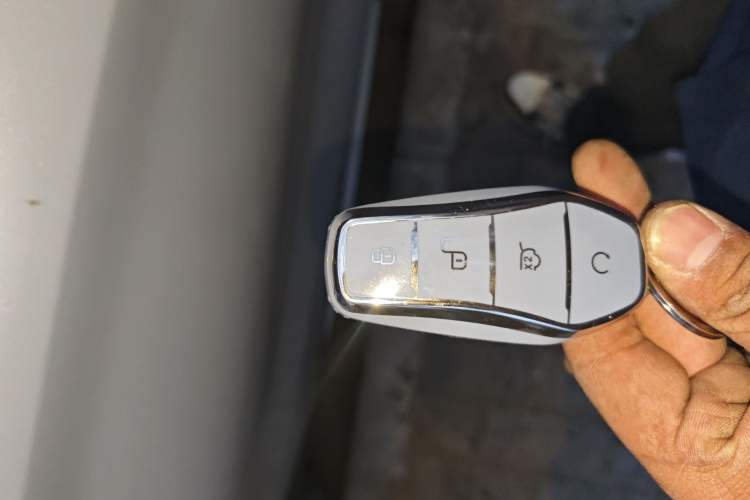 Used BYD Yuan PLUS 2022 430 km Luxury Version Vehicle Key