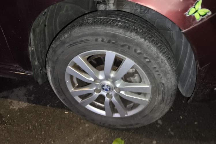 Used Venucia T70 2015 2.0L Manual RuiQu Version
