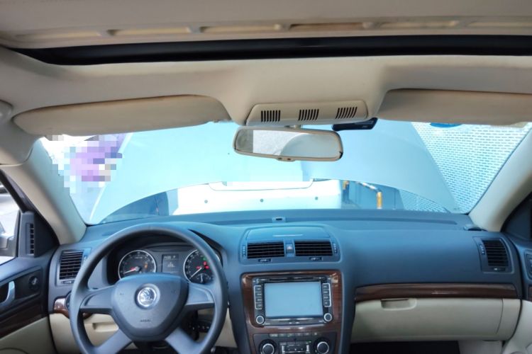 Used Skoda Octavia 2014 1.6L Automatic Yijun Edition Headliner