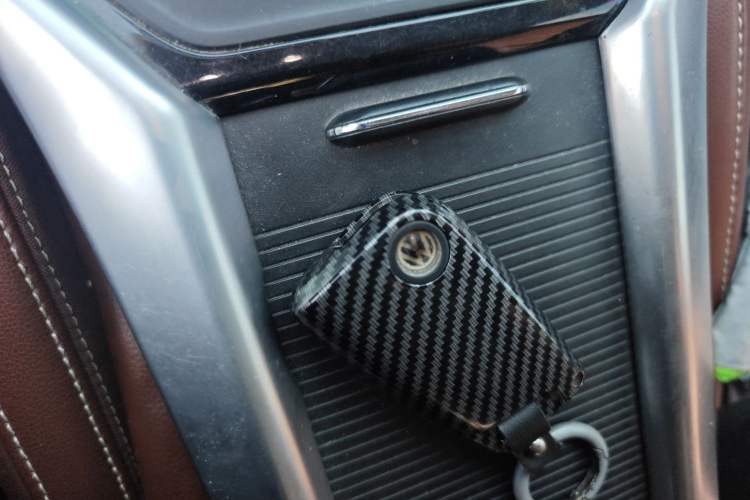 Used Volkswagen Lamando 2015 280TSI DSG Luxury Edition
