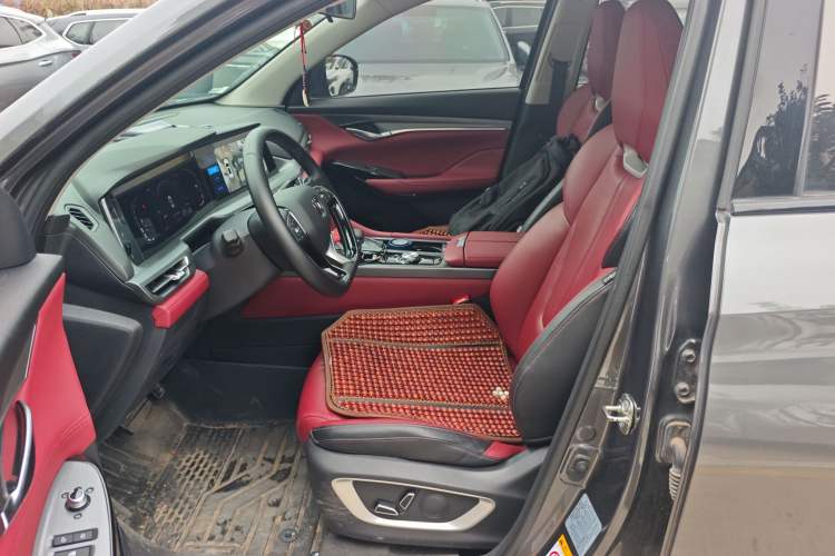 Used Changan CS75 PLUS 2022 1.5T Automatic Luxury Model