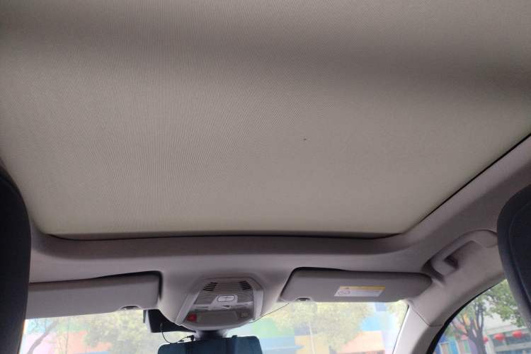 Used Citroen C5 AIRCROSS 2023 400THP Longitudinal Engine Version Headliner