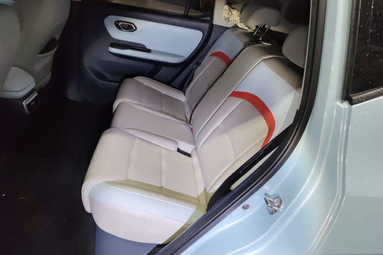 Used AION Y 2021 70 Enjoyment Tech Edition
