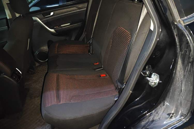 Used Haval M6 2019 1.5T Manual Two-Wheel Drive Urban Version China VI Standard