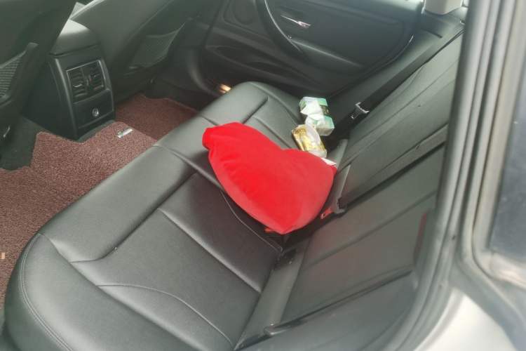 Used BMW 3 Series GT 2018 320i Sport Edition