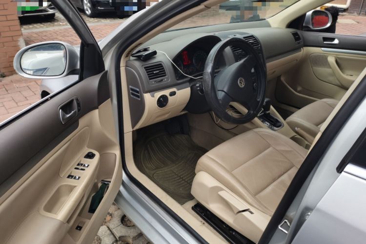 Used Volkswagen Sagitar 2010 1.4 TSI Automatic Tech Edition