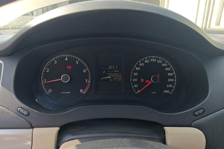 Used Volkswagen Sagitar 2012 1.6L Automatic Comfort Edition
