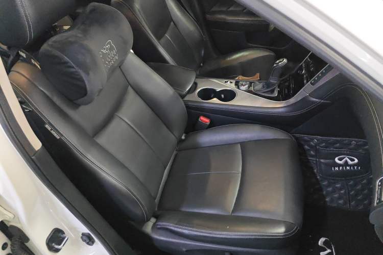 Used Infiniti Q50L 2018 2.0T Enjoyment Version China V Standard Right Front Seat