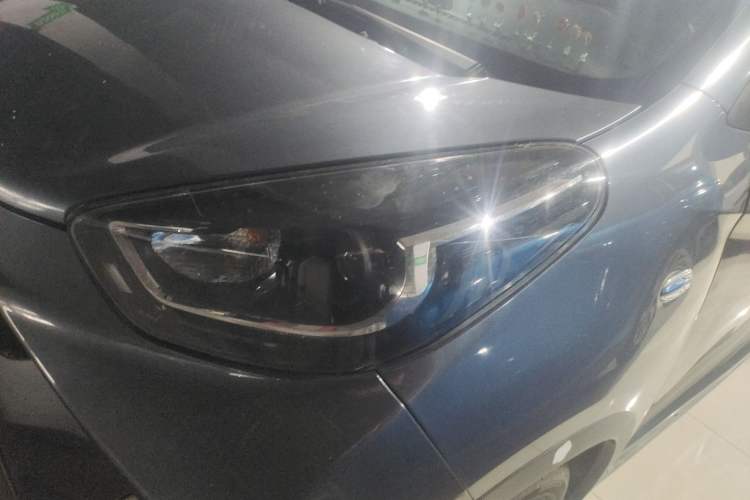 Used Chery Little Ant 2021 150 000 Yuan "Ant Fan" Edition New Ant Xuan Version Lithium-NMC Battery Left Front Headlight