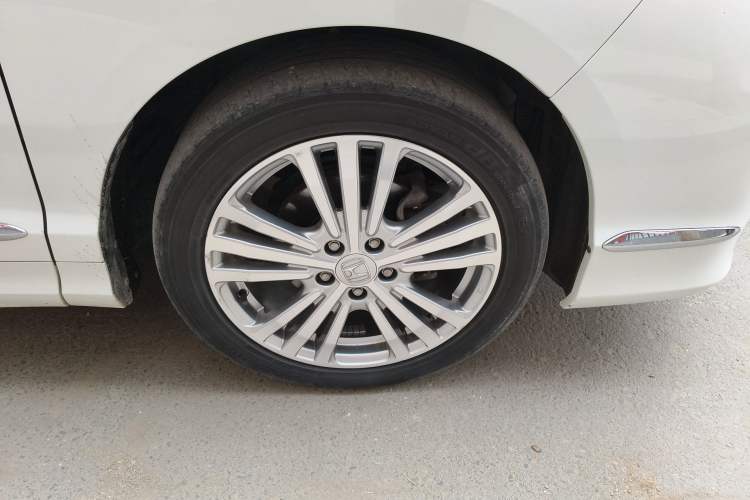 Used Honda Elysion 2016 2.4L Comfort Edition Right Front Wheel Hub