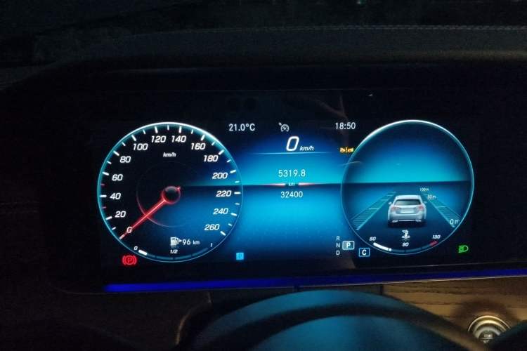 Used Mercedes-Benz E-Class 2023 Updated E 300 L Fashion Edition
