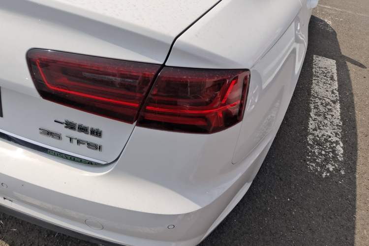 Used Audi A6L 2018 30th Anniversary Edition 35 TFSI Fashion Model
