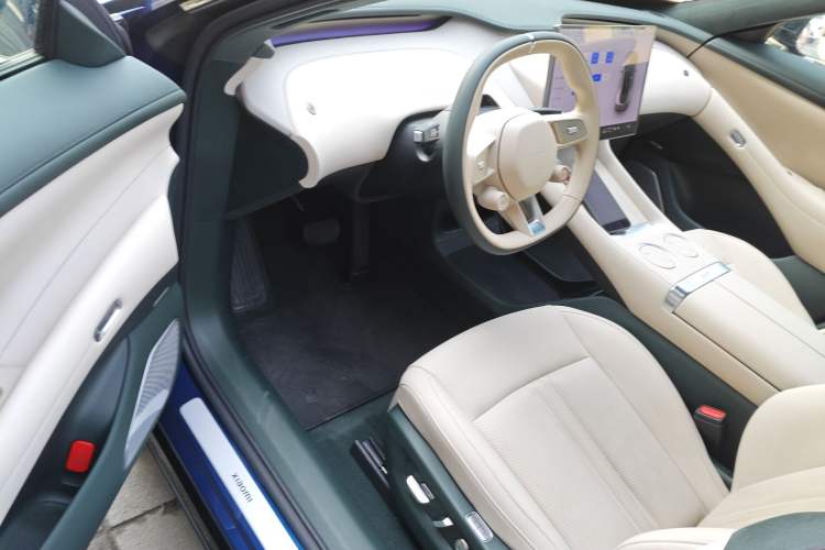 Used Xiaomi Auto YU7 2025 Ultra-Long Range High-Performance All-Wheel-Drive Max Edition