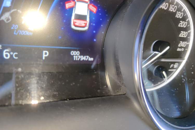 Used Toyota Camry 2018 2.0G Luxury Edition