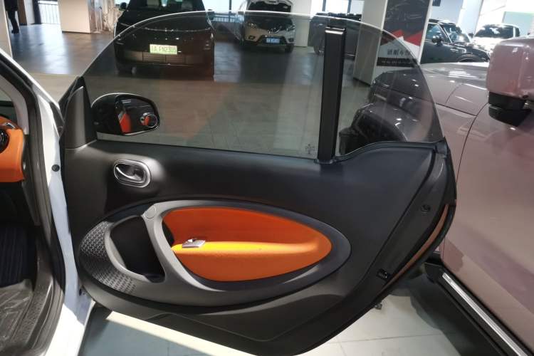 Used smart fortwo 2015 1.0L 52 kW Hardtop Passion Edition
