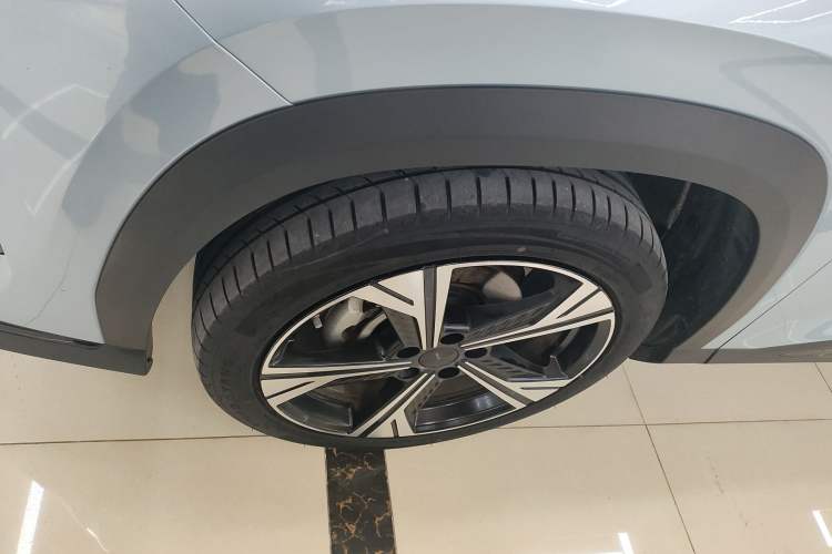 Used Geely Auto Emgrand X7 Sport 2023 Boyue COOL 1.5TD ZhiZun Edition Exterior 4