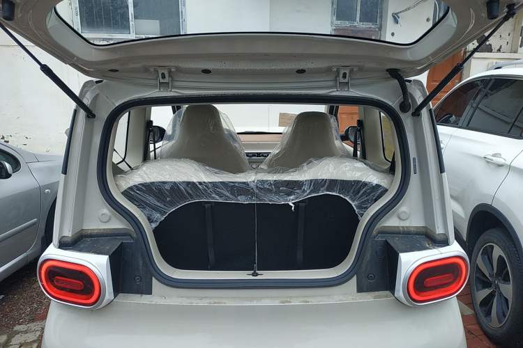 Used Wuling Hongguang MINIEV 2024 3rd Generation 215km Youth Edition