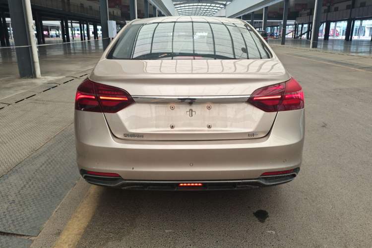 Used Geely Auto Emgrand 2019 Leading Edition 1.5L Manual Luxury Model China VI Standard Rear