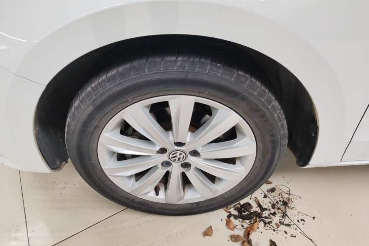 Used Volkswagen Bora 2019 Facelift Bora·Legend 1.5L Automatic Fashion Edition China VI Standard Left Front Wheel Hub