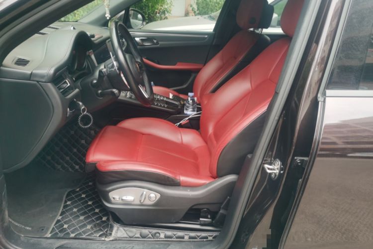 Used Porsche Macan 2018 Macan 2.0T Left Front Seat