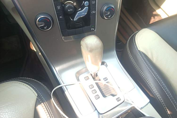 Used Volvo XC60 2012 T5 Comfort Edition