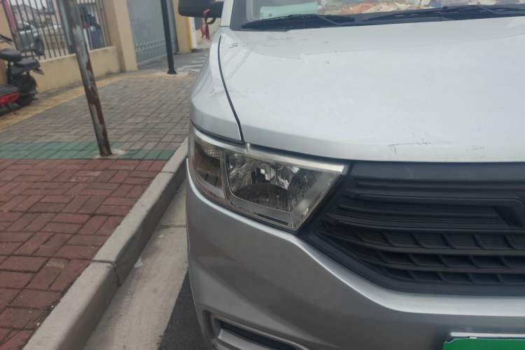 Used Wuling Hongguang V 2019 1.5L Jingqu Version China VI LAR