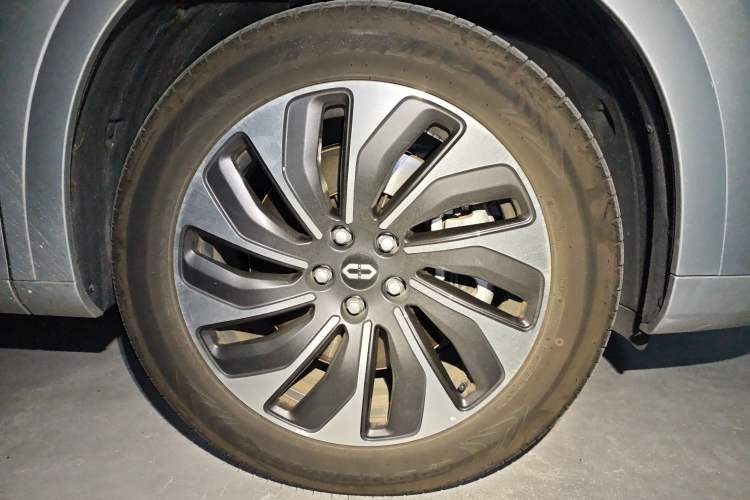 Used Hima AITO M7 2024 1.5T Rear-Drive Plus Version 5 Seats
