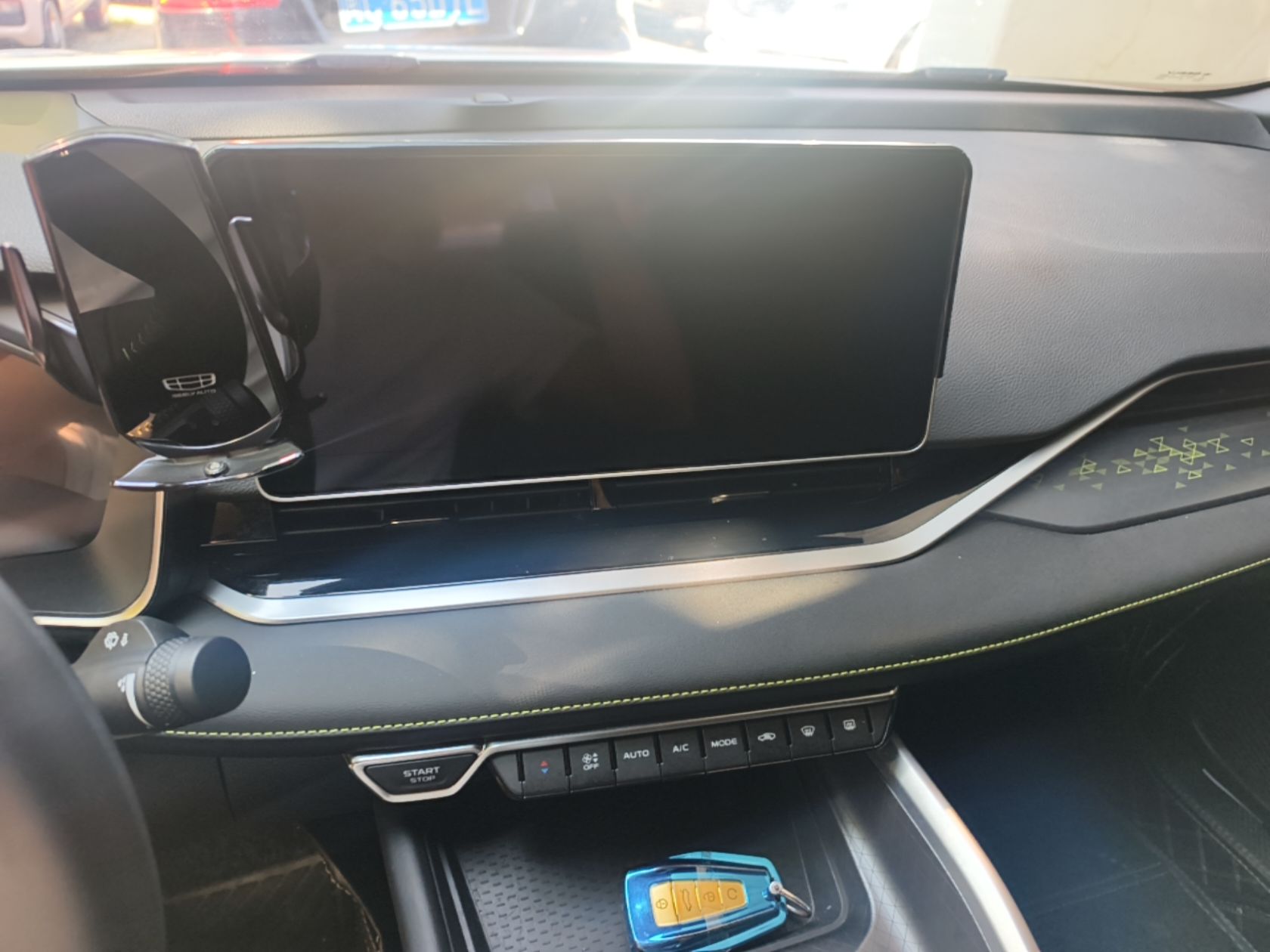 Geely Auto Preface 2023 1.5TD Fuyao Version — снимка 15
