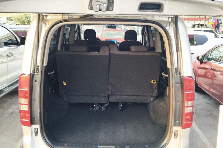 Used JAC Refine M3 2022 PLUS 1.5T 7-Seater Standard Model