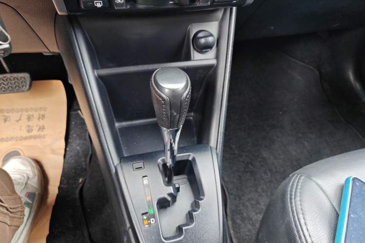 Used Toyota Vios FS 2017 1.5L CVT Fengchi Edition Gear Lever