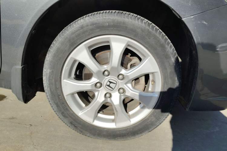 Used Honda Civic 2013 10th Anniversary 1.8L Automatic Comfort Version Right Front Wheel Hub