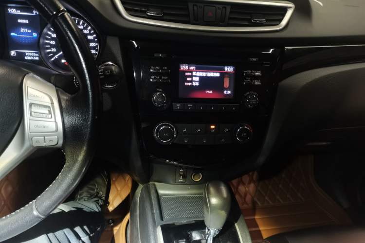 Used Nissan Qashqai 2016 2.0L CVT Luxury Edition
