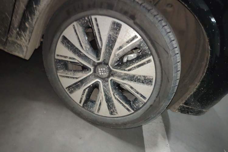 Used Landian E5 PLUS 2025 165 km Long-Range Version 7 Seats