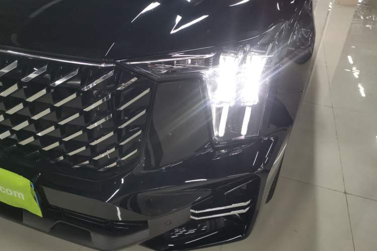 Used GAC Trumpchi GS8 2022 Double-Energy Series 2.0TM Four-Wheel Drive Premium Edition (7 Seats) Left Front Headlight