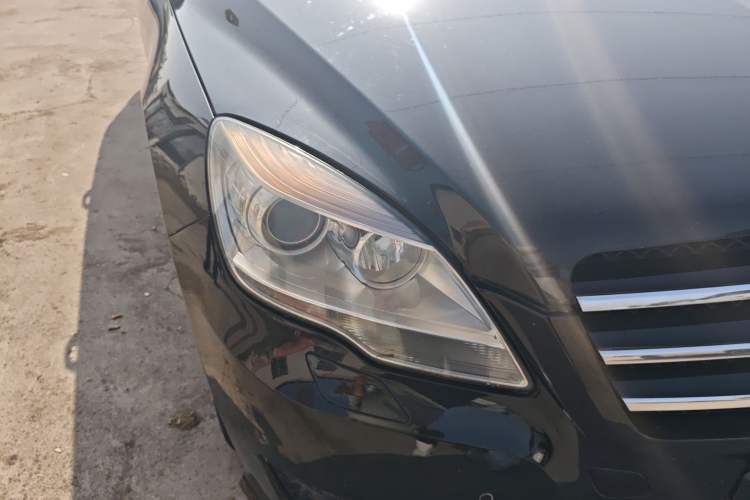 Used Mercedes-Benz R-Class 2011 R 350 L 4MATIC
