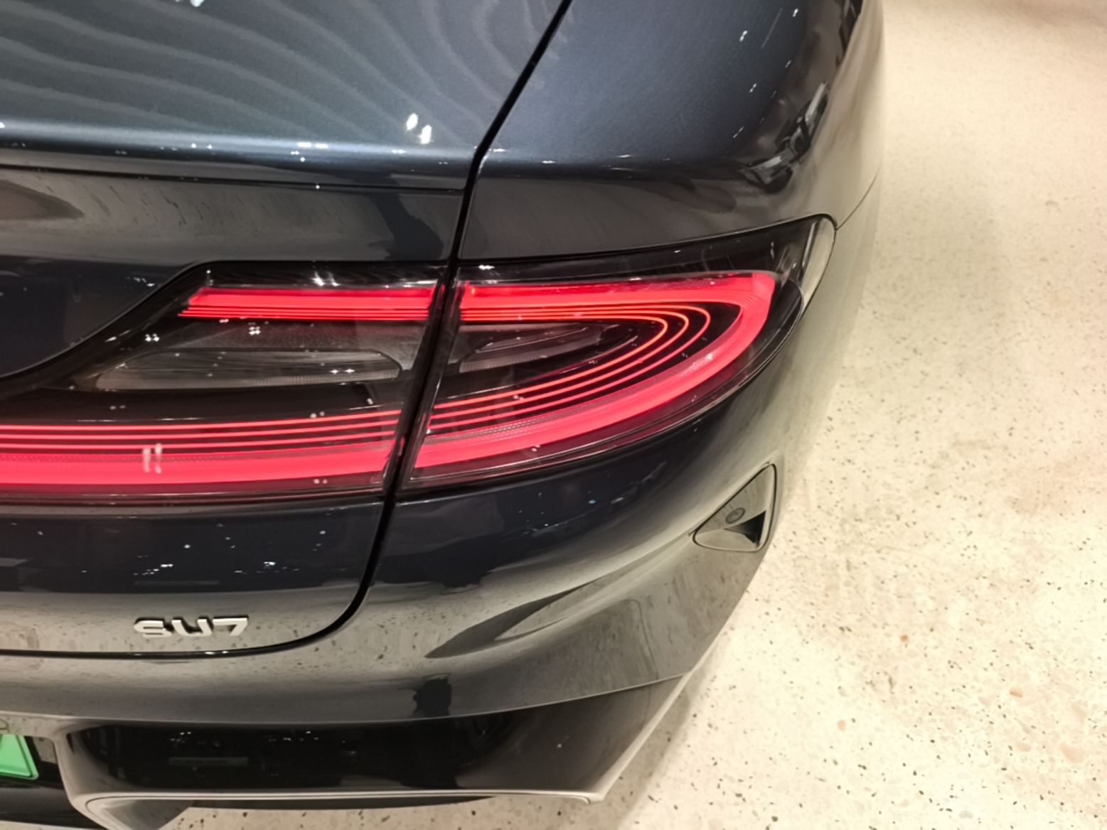 Xiaomi Auto SU7 2024 Rear-Drive Ultra-Long Range Advanced Pro-Level Intelligent Driving Version — снимка 9
