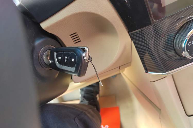 Used Toyota Corolla 2014 1.6L CVT GL-i Leather Edition